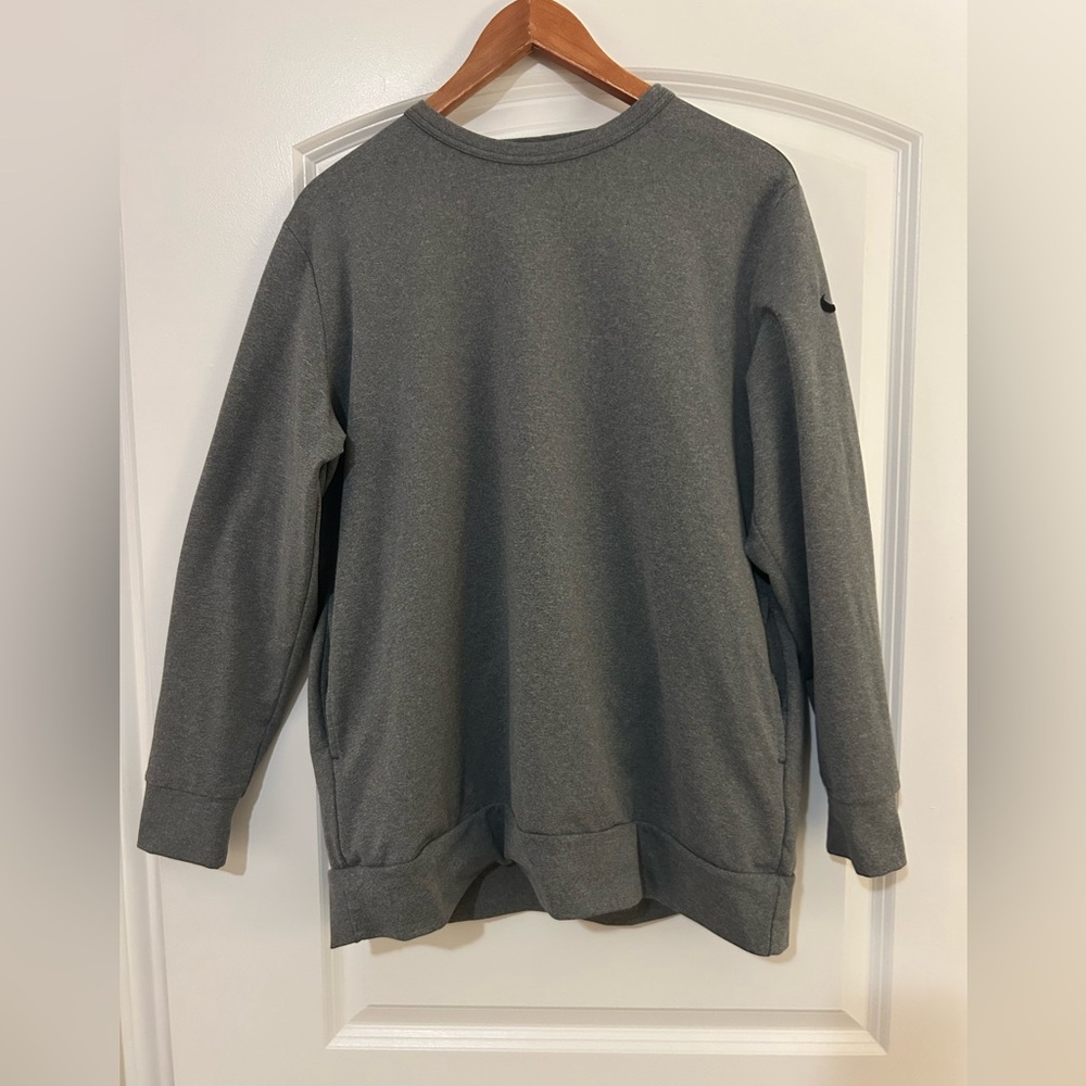 Nike Men’s Charcoal Gray Crewneck Pullover